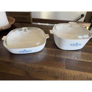 Set of 2 Corning Ware Blue Cornflower Casserole Dishes  P2.5B & P10B w/ Lids